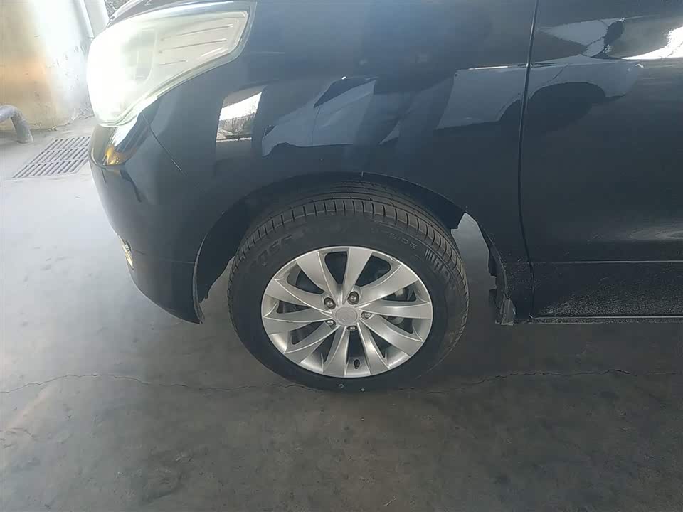 Forthing Popular CM7