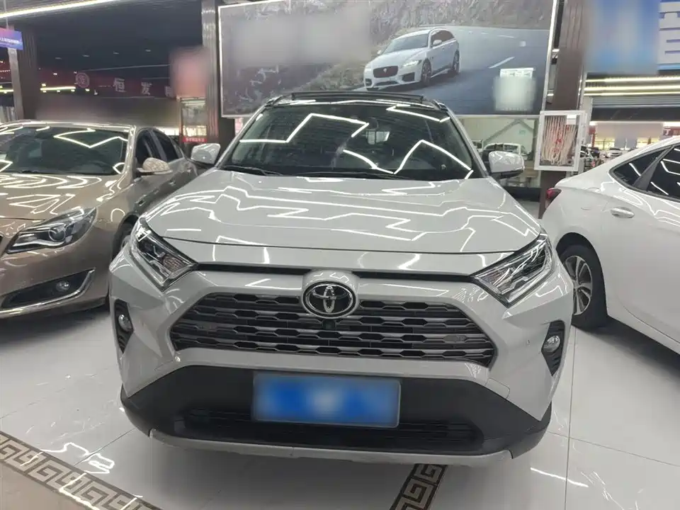 Toyota RAV4 Rongfang