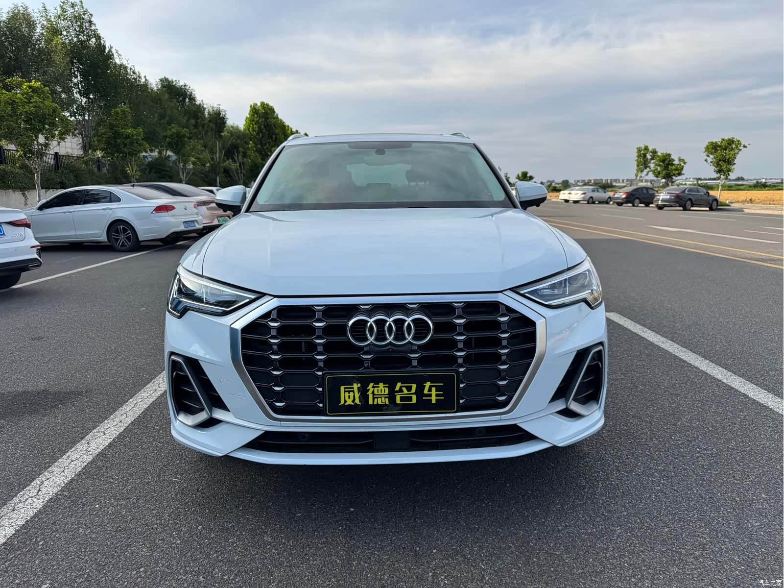 Audi Q3, 2023 3