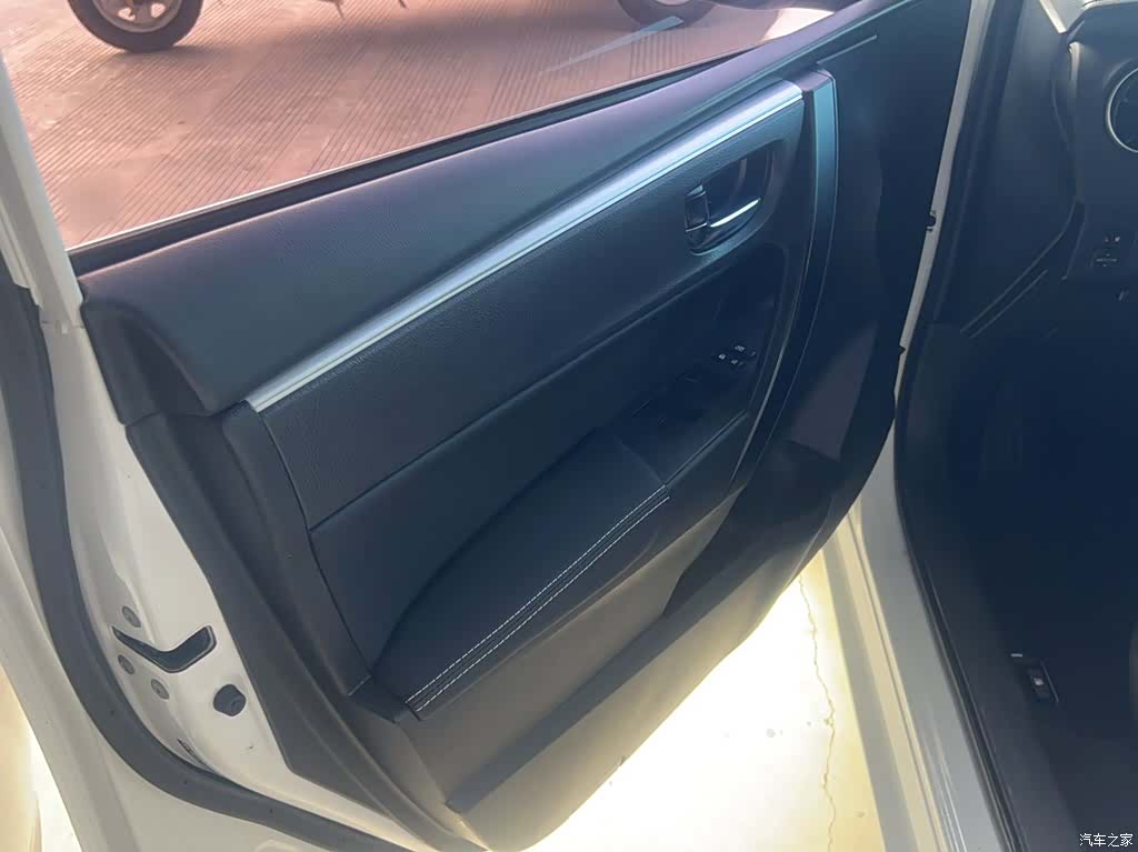 Toyota Corolla, 2018 16