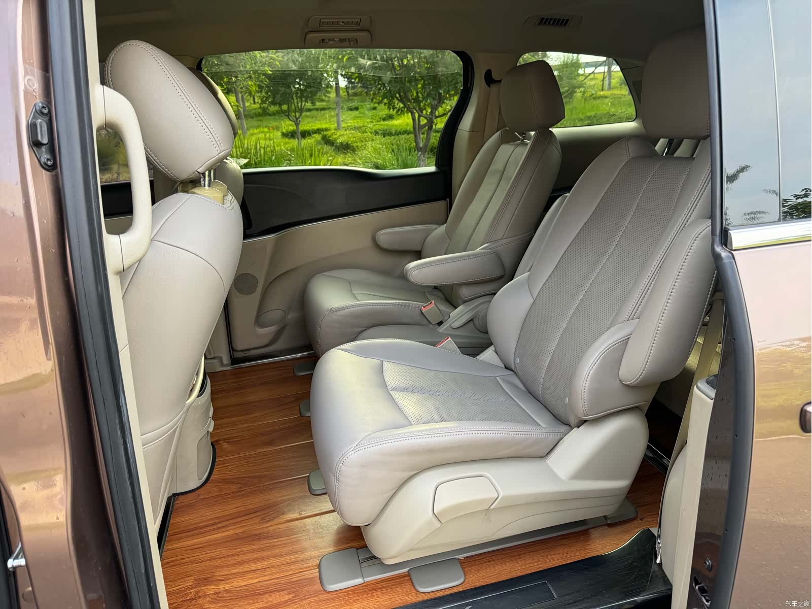Buick GL8, 2019 8