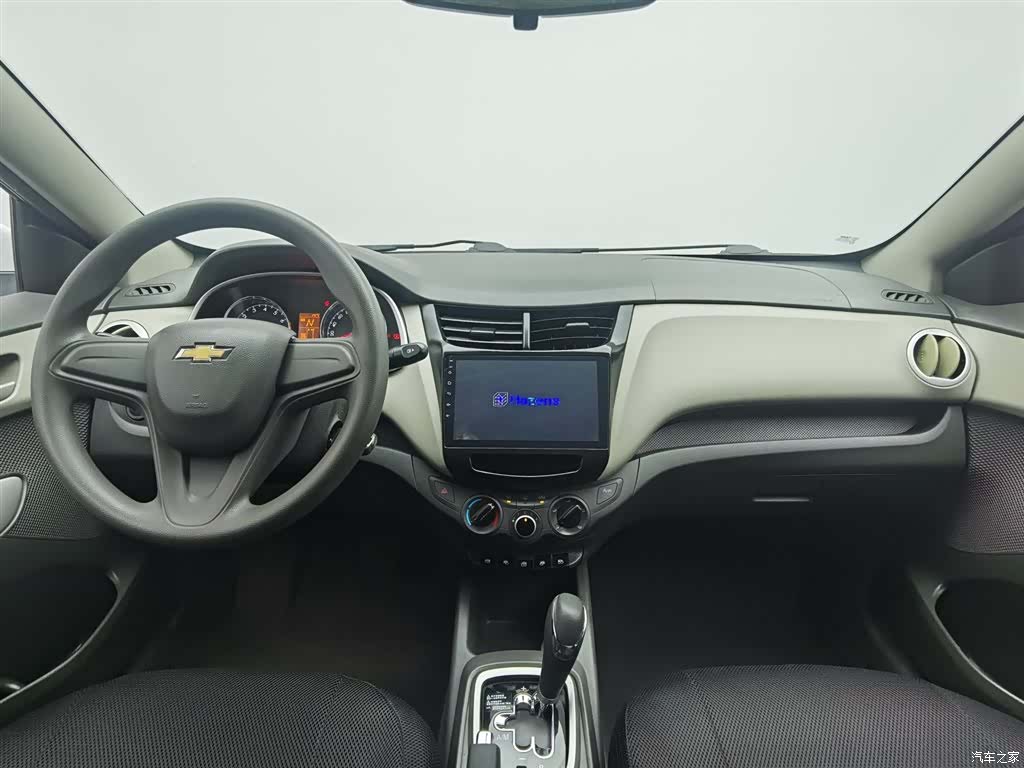 Chevrolet 3, 2018 все фото