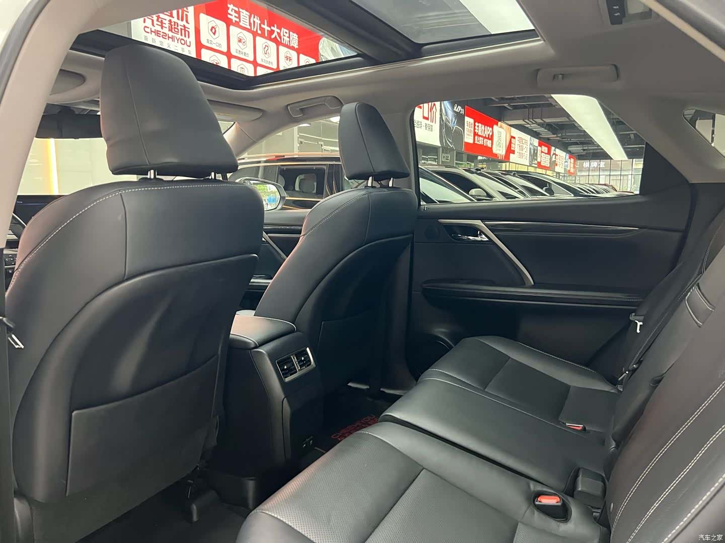 Lexus RX, 2019 11