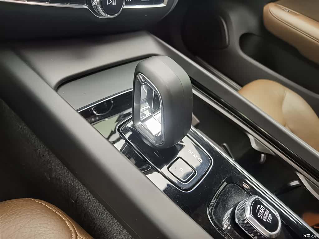 Volvo S60, 2022 13