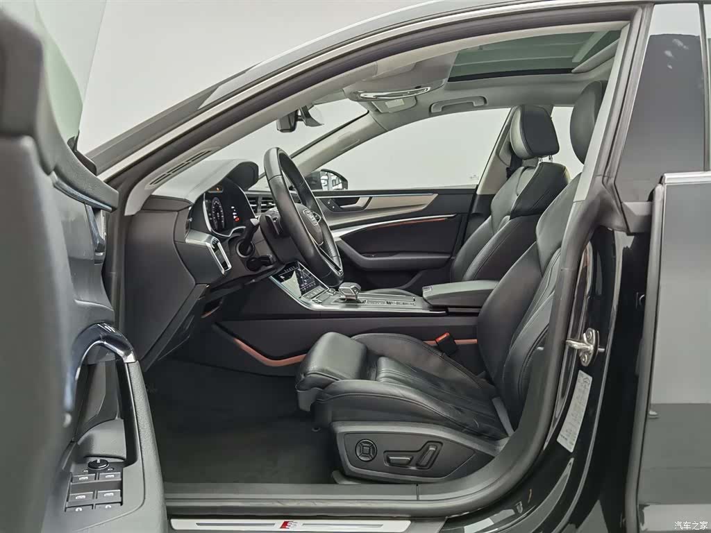 Audi A7, 2022 10