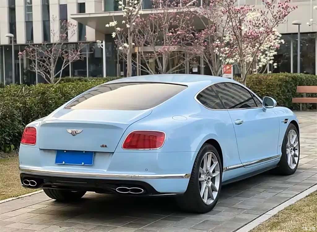 Bentley Continental GT, 2020 все фото