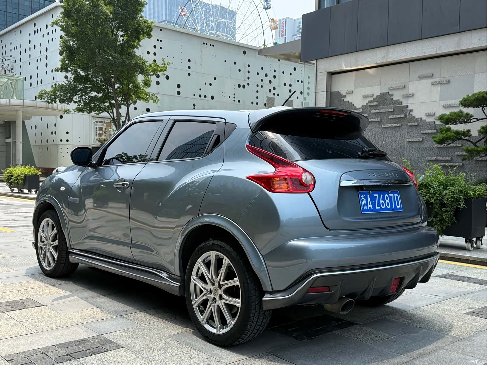 Infiniti ESQ, 2015 6