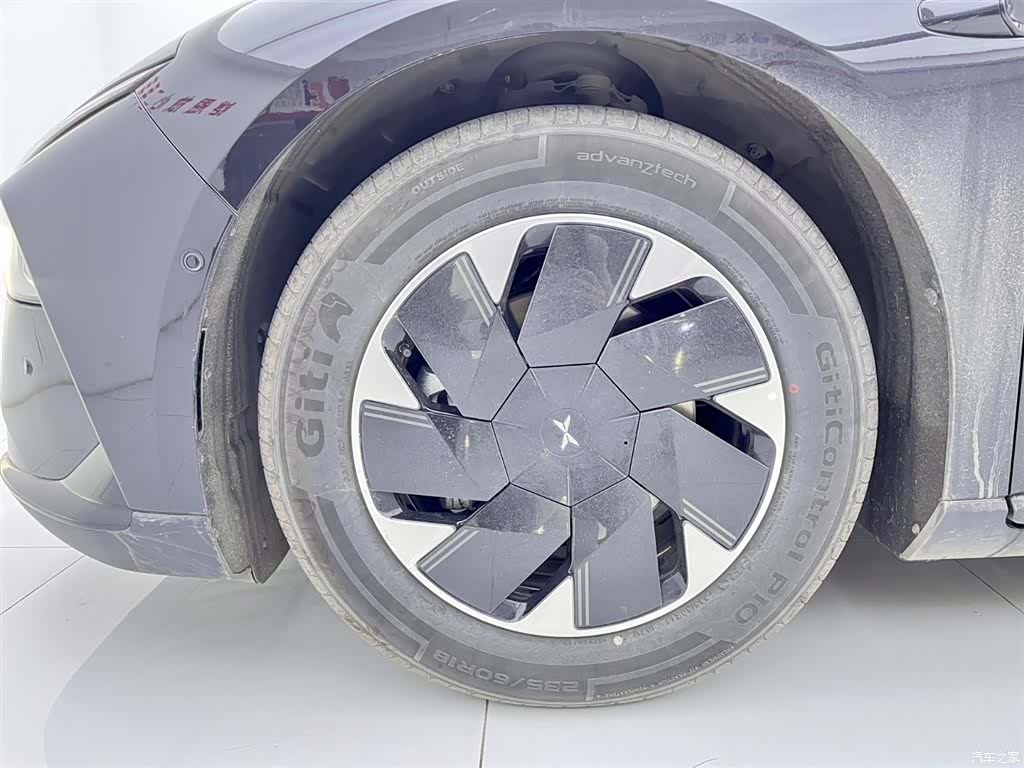 Xpeng P7, 2025 7