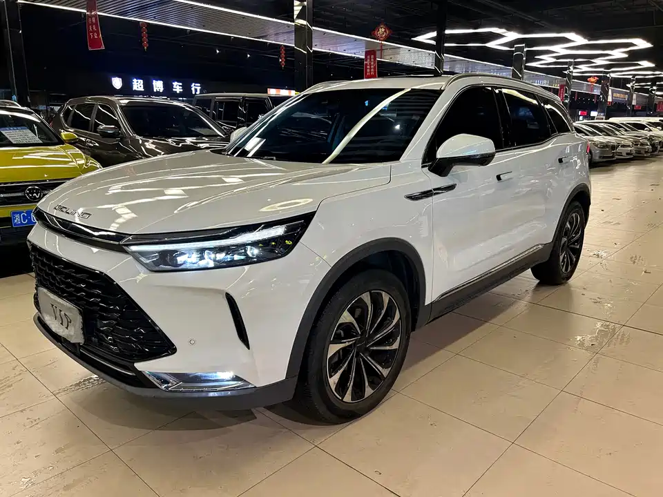 BAIC Beijing X7