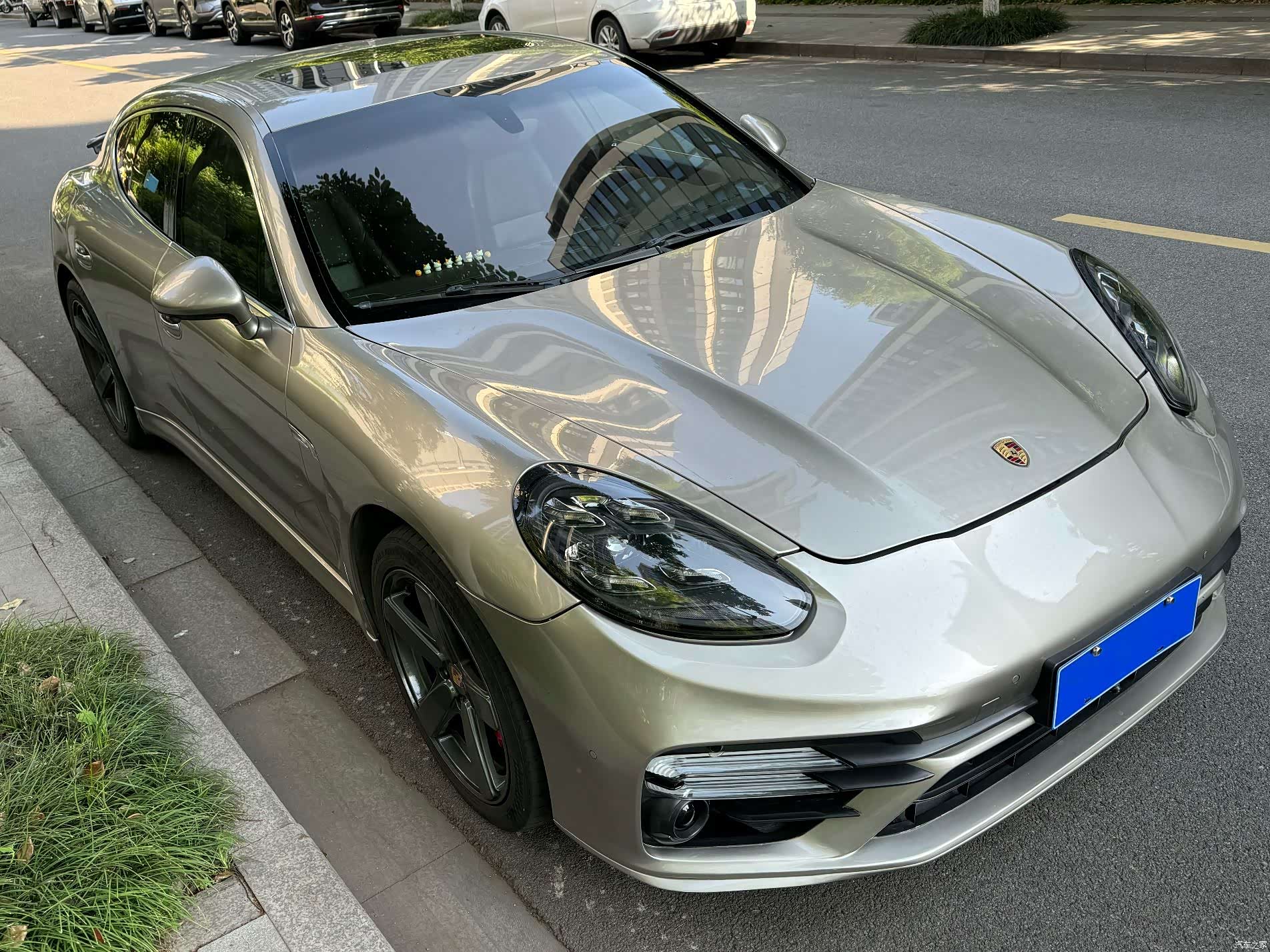 Porsche Panamera, 2010 3