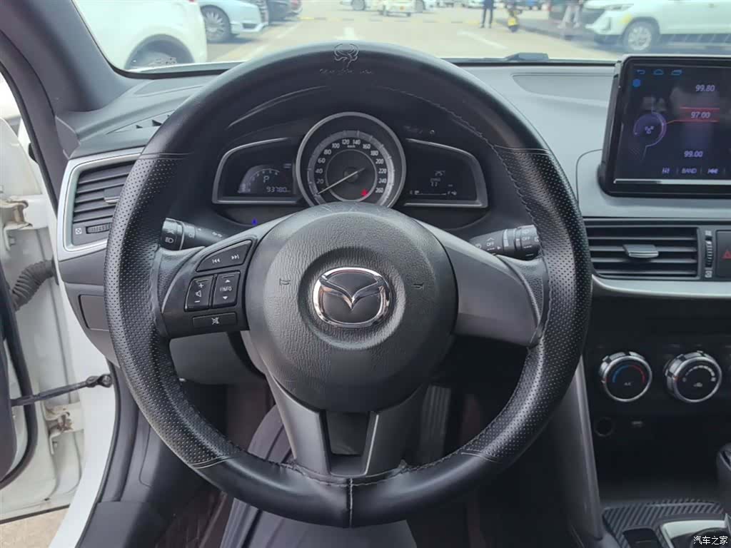 Mazda CX-4, 2017 11