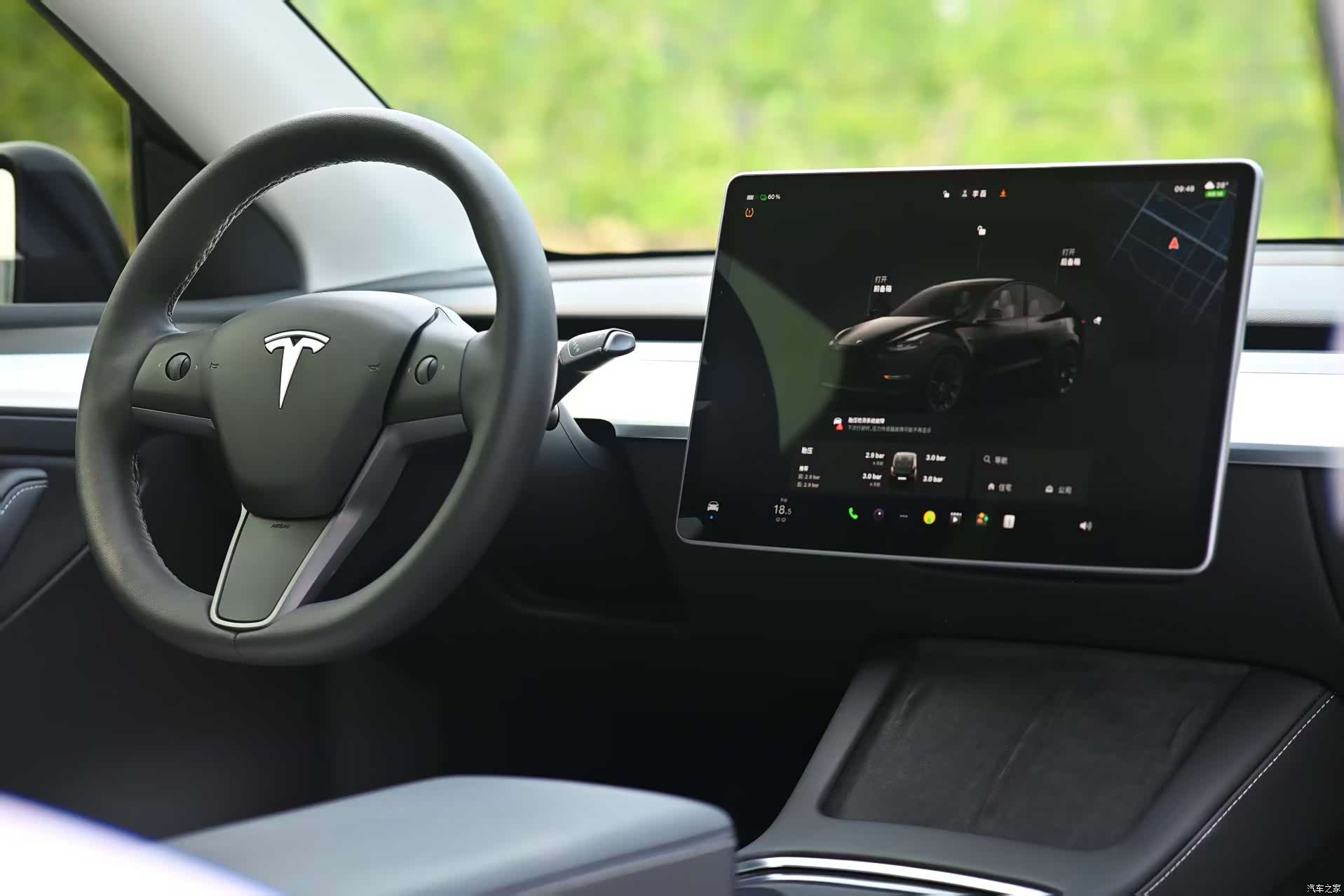 Tesla Model Y, 2023 все фото