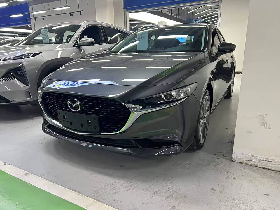 Mazda 3 Angkesaila