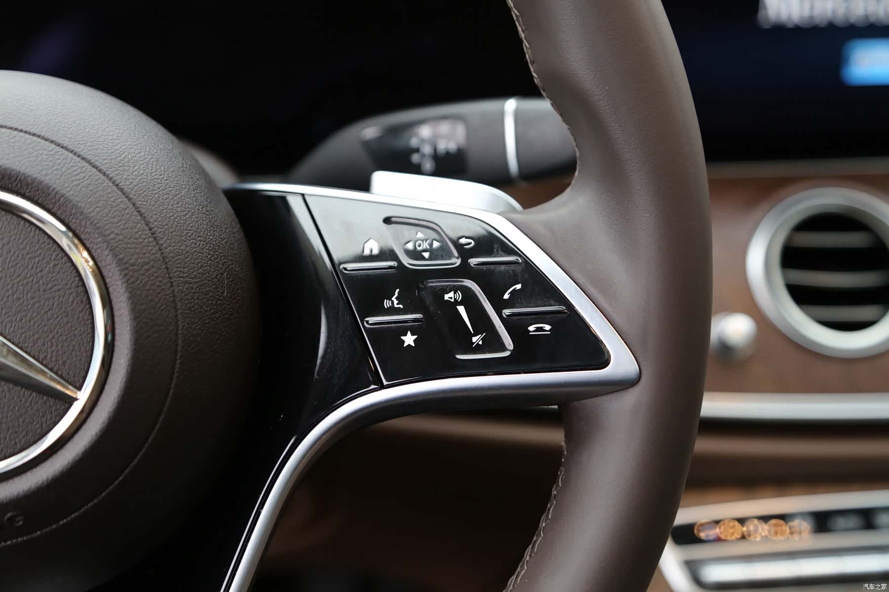 Mercedes-Benz E-Class, 2021 11