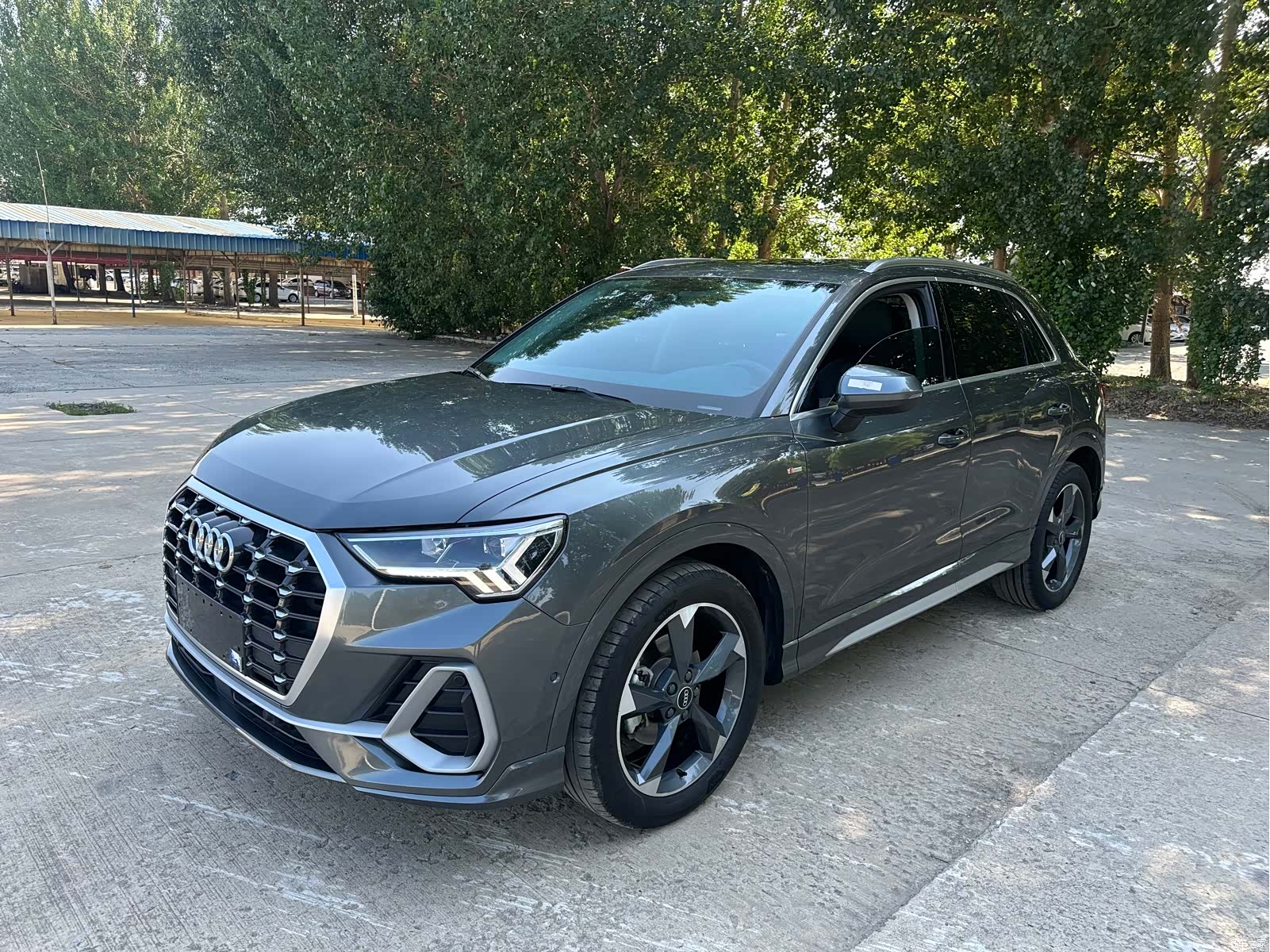 Audi Q3, 2022 3