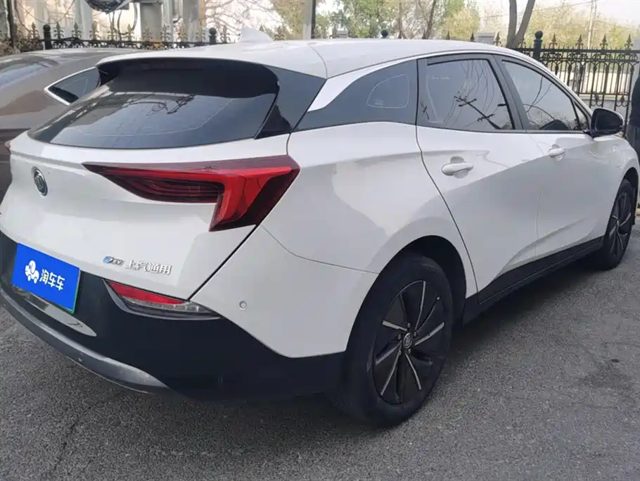 Buick Slightly blue 6