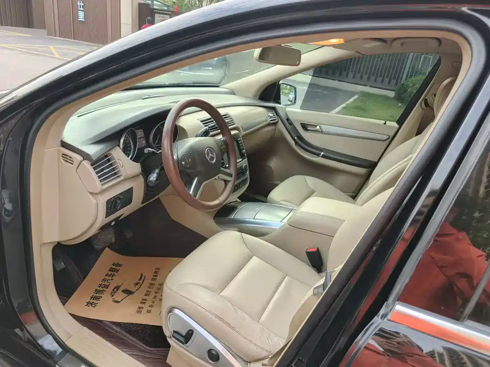 Mercedes-Benz R-class