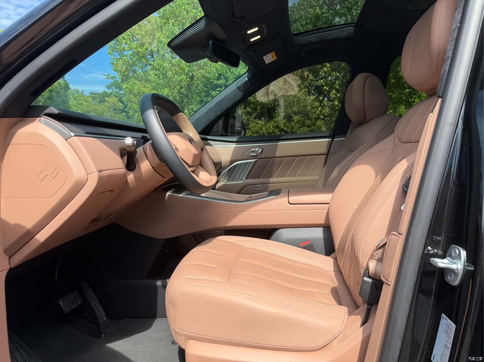 NIO L90, 2025 8
