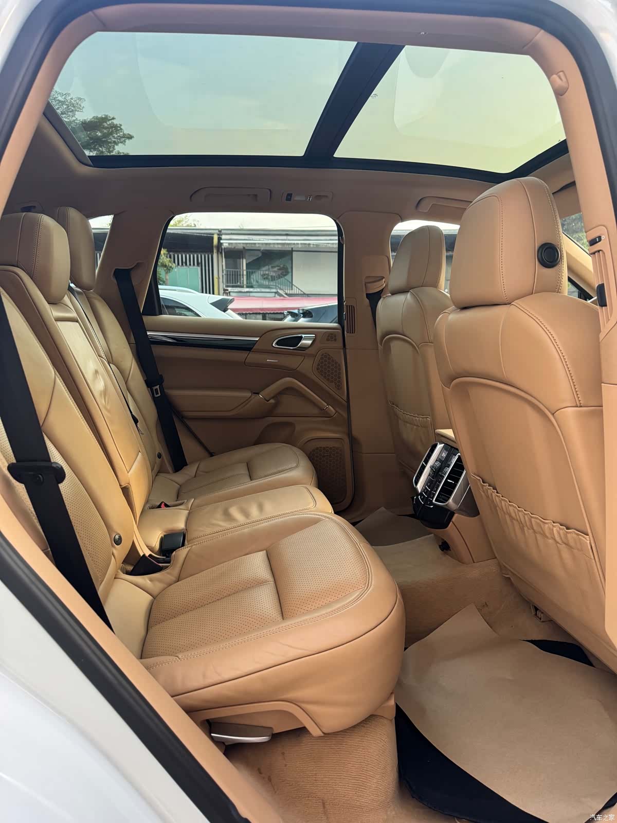 Porsche Cayenne, 2017 16