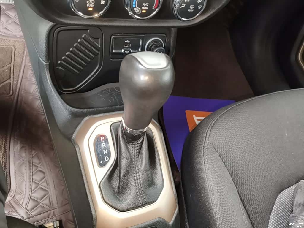 Jeep Renegade, 2016 14