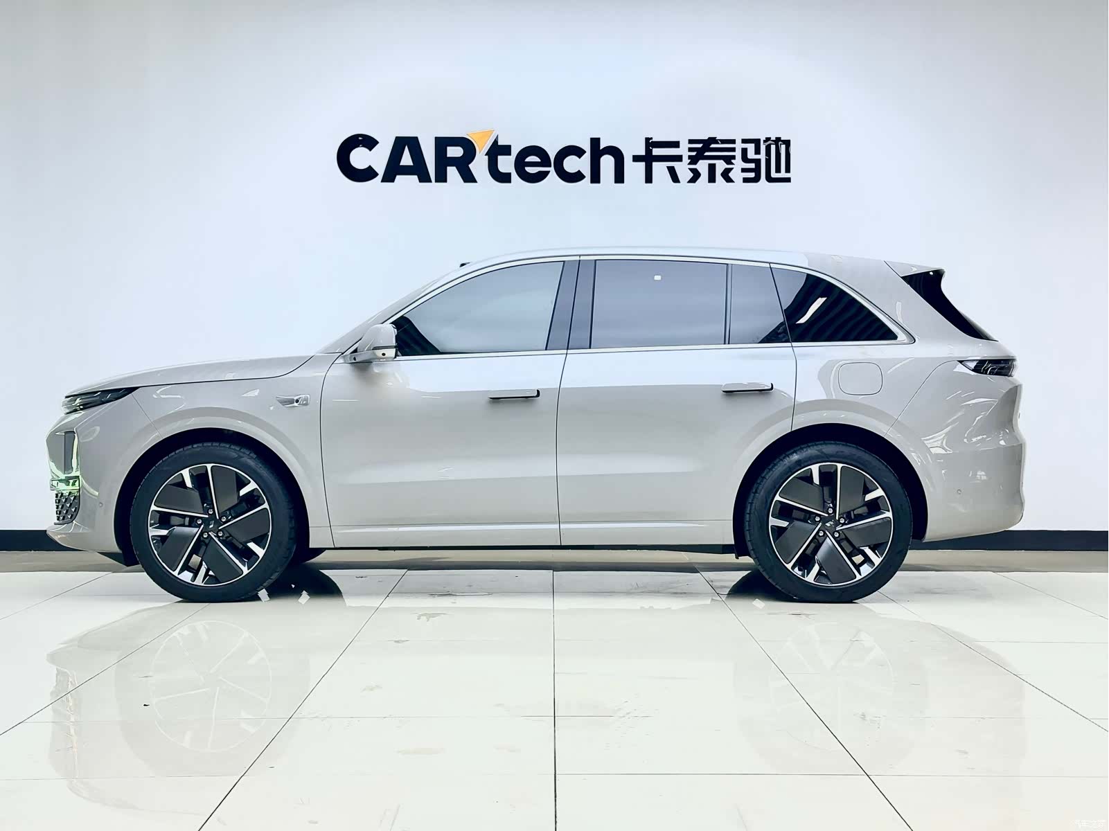 Li Auto L6, 2025 6