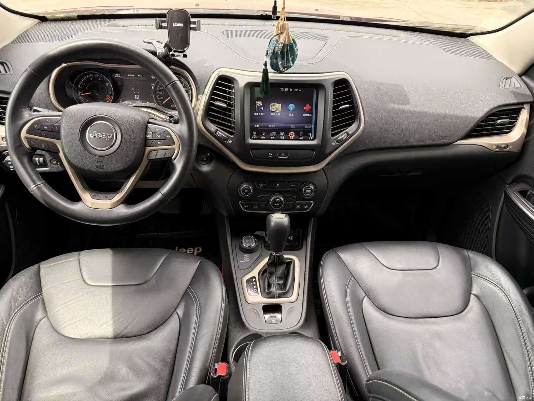 Jeep Cherokee, 2015 7