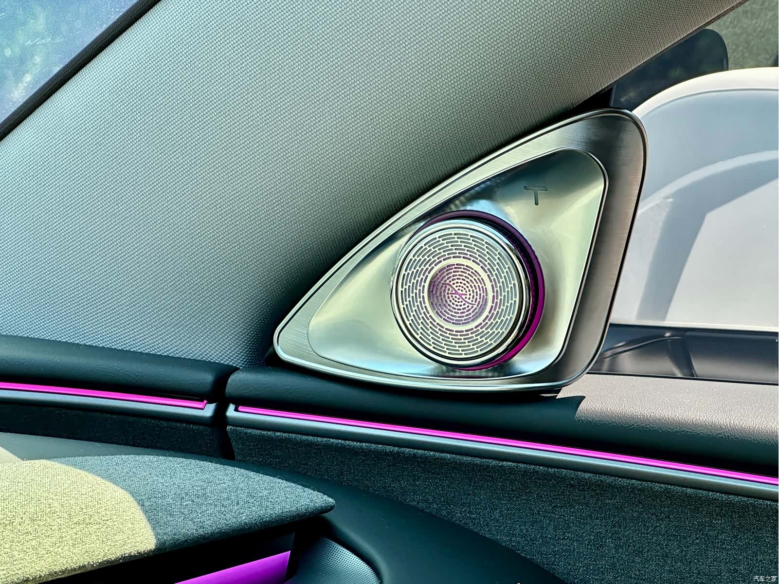 Tesla Model 3, 2026 15