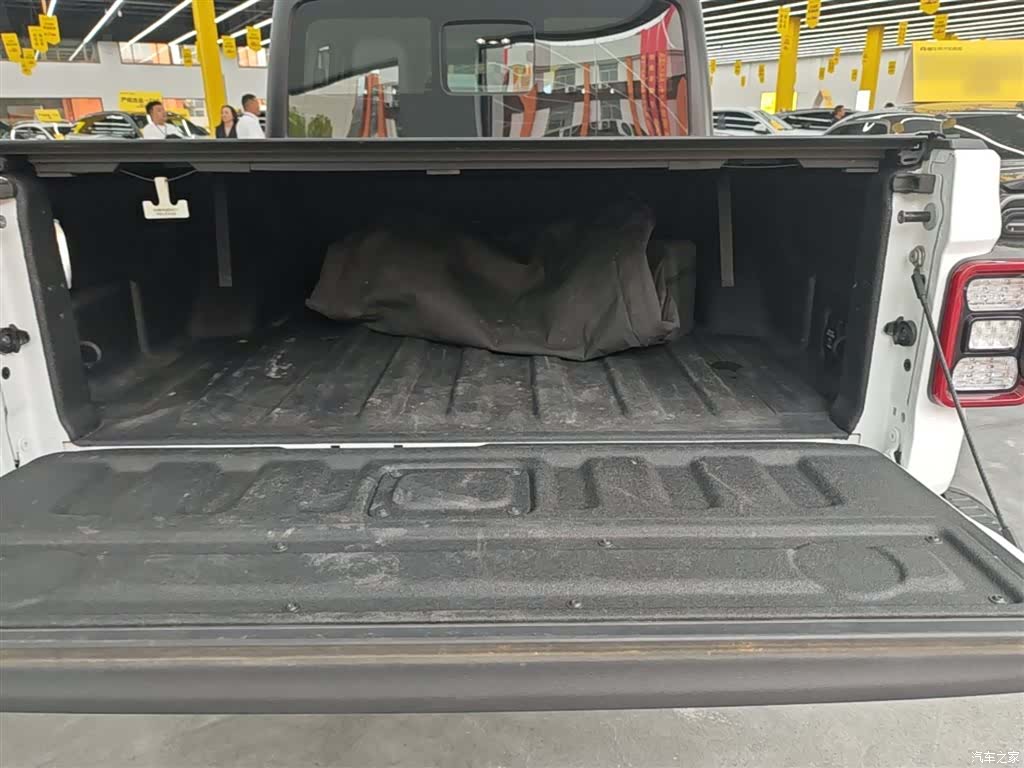 Jeep Gladiator, 2023 19