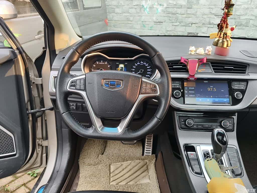 Geely Emgrand, 2018 6