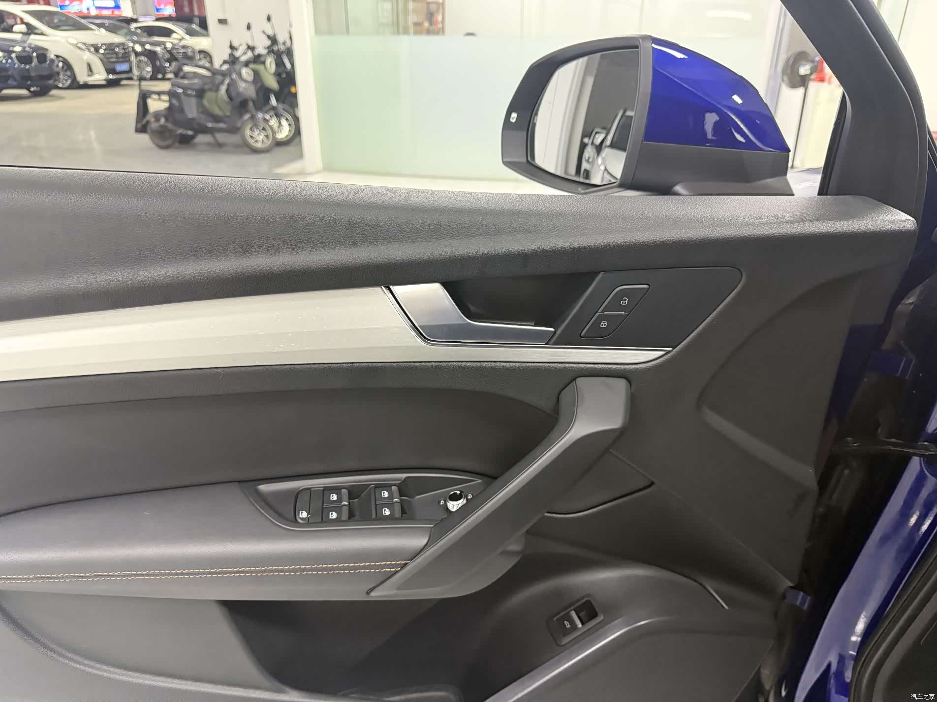 Audi Q5L, 2019 9