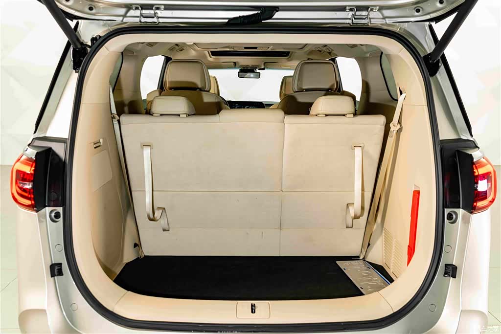 Buick GL8, 2022 28