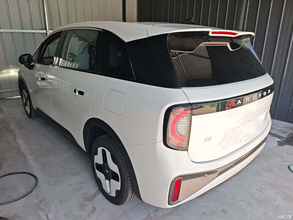 BAIC S, 2025 все фото