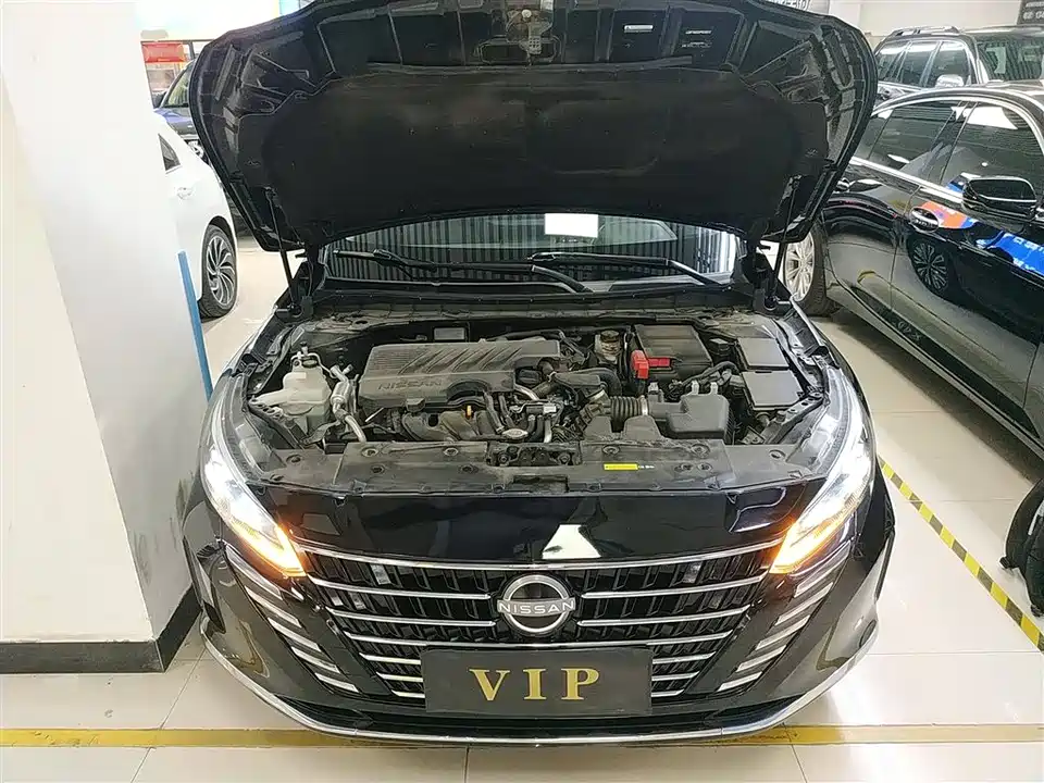 Nissan Teana