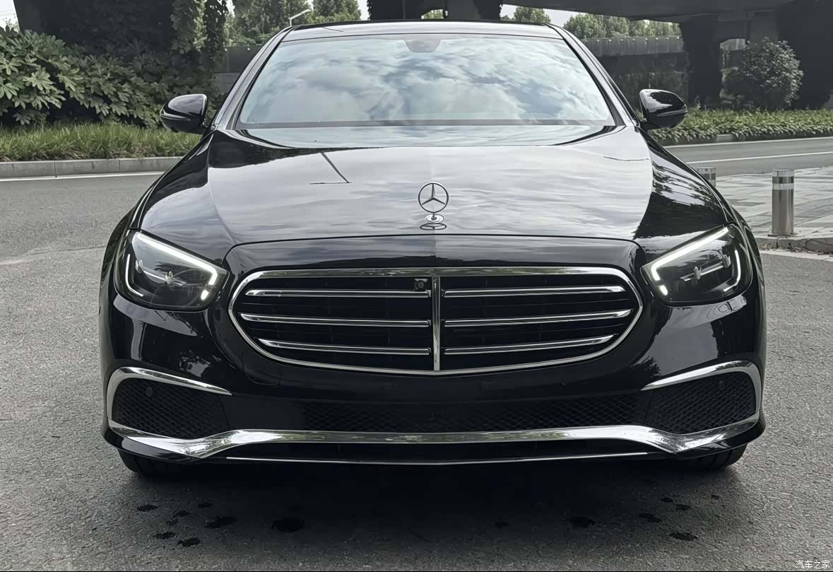 Mercedes-Benz E-Class, 2022 2