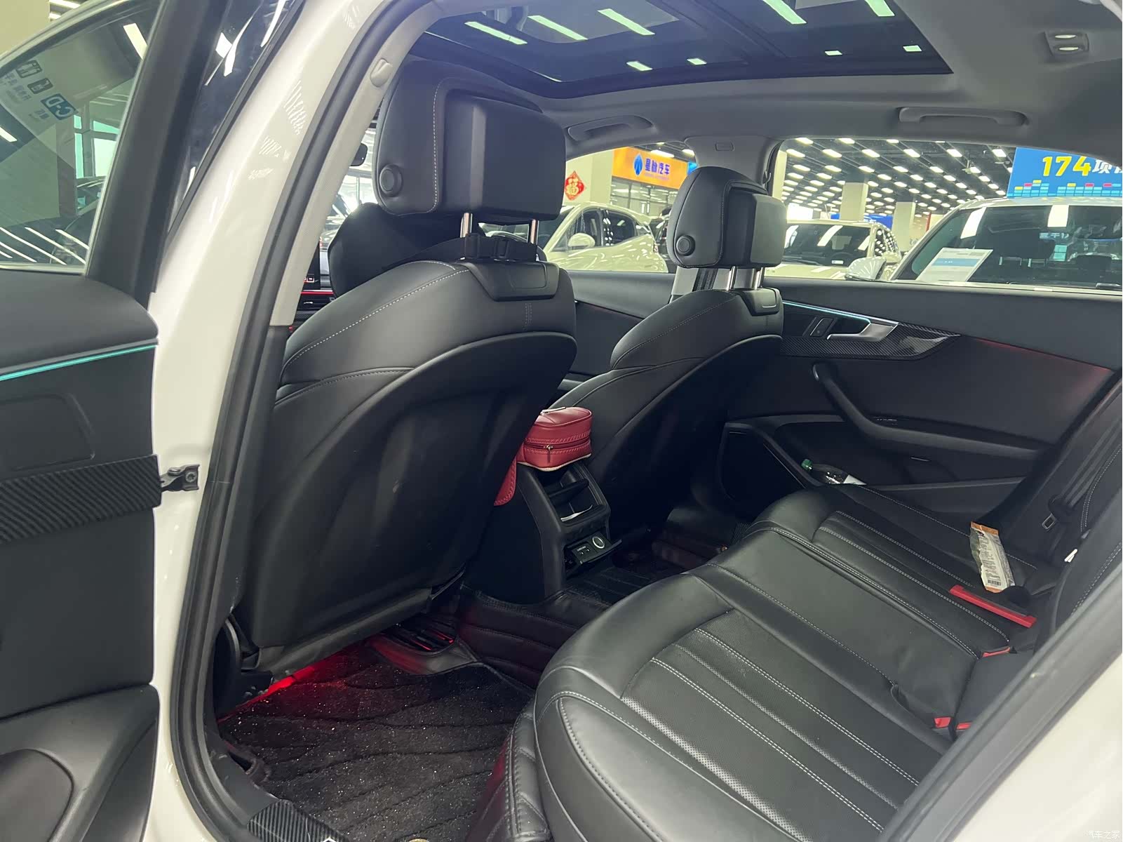 Audi A4L, 2021 7