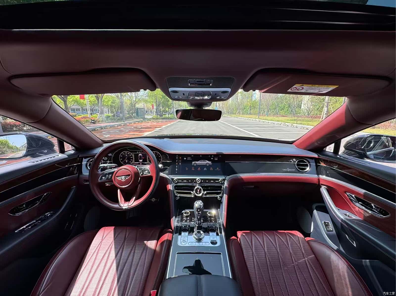 Bentley Flying Spur, 2021 7