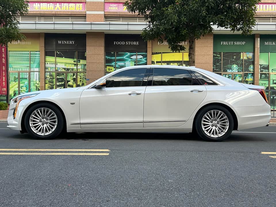 Cadillac CT6