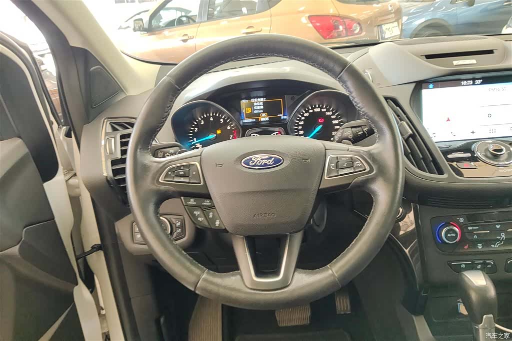 Ford Kuga, 2017 15