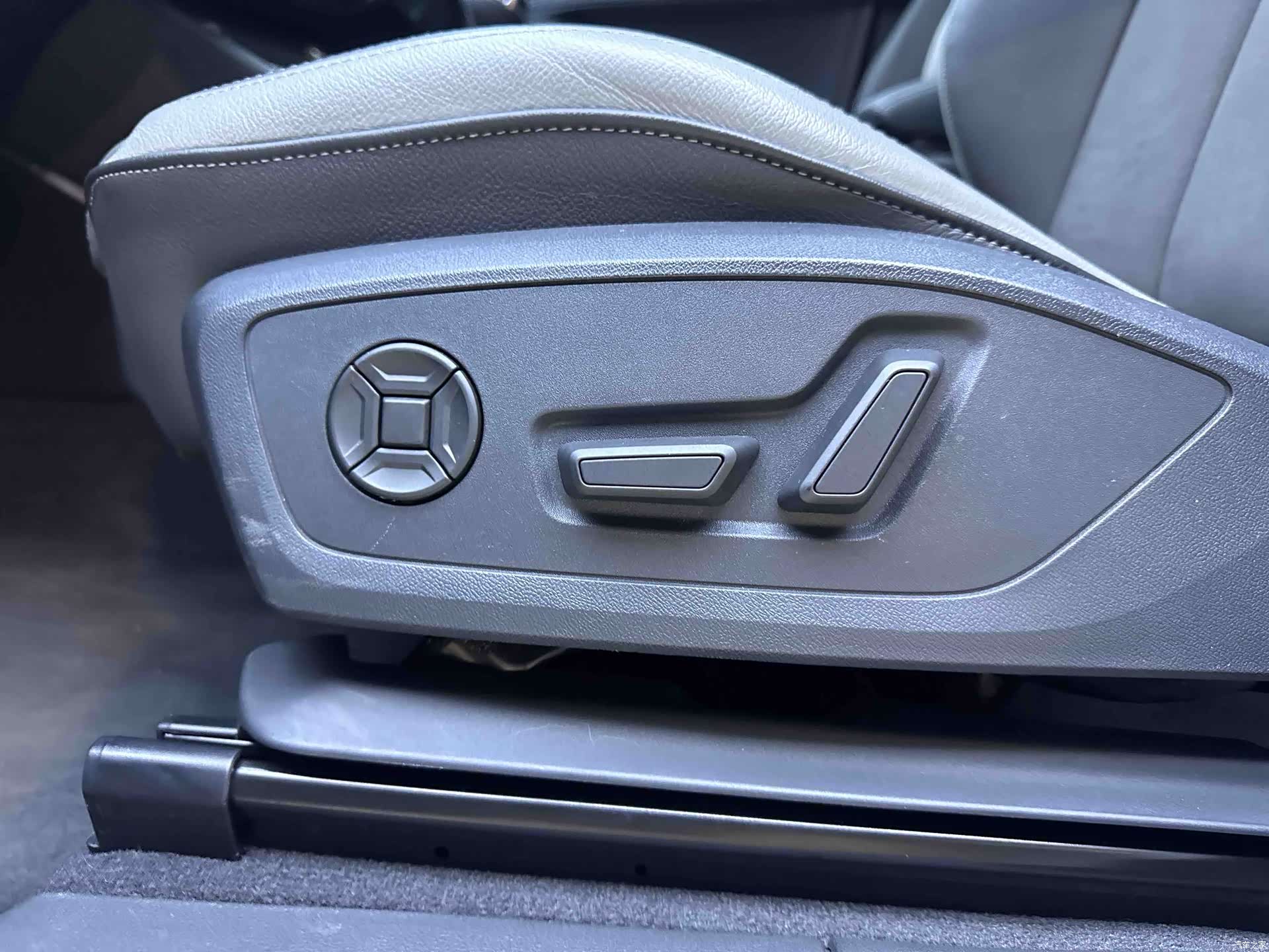 Audi Q3, 2023 15