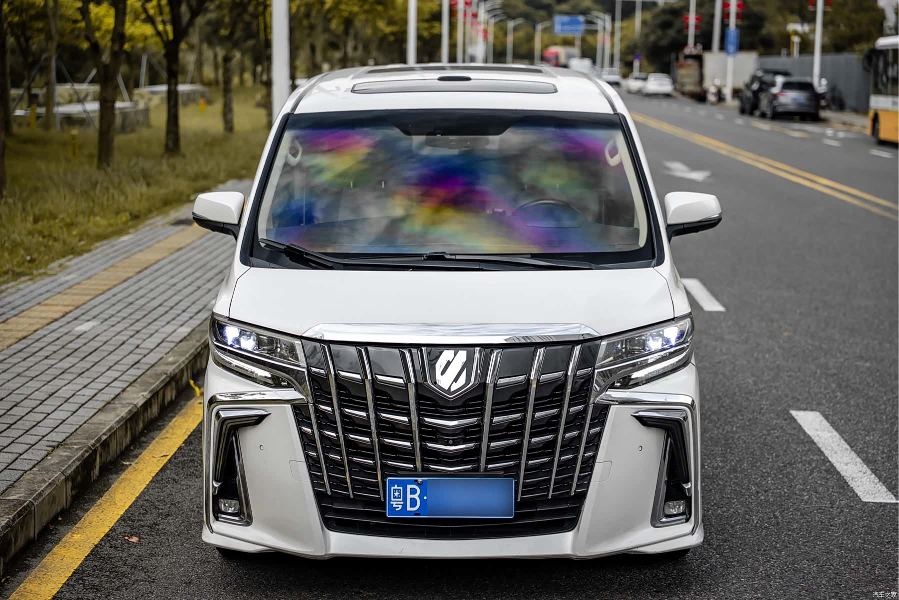 Toyota Alphard, 2015 2