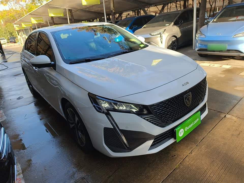 Peugeot 408