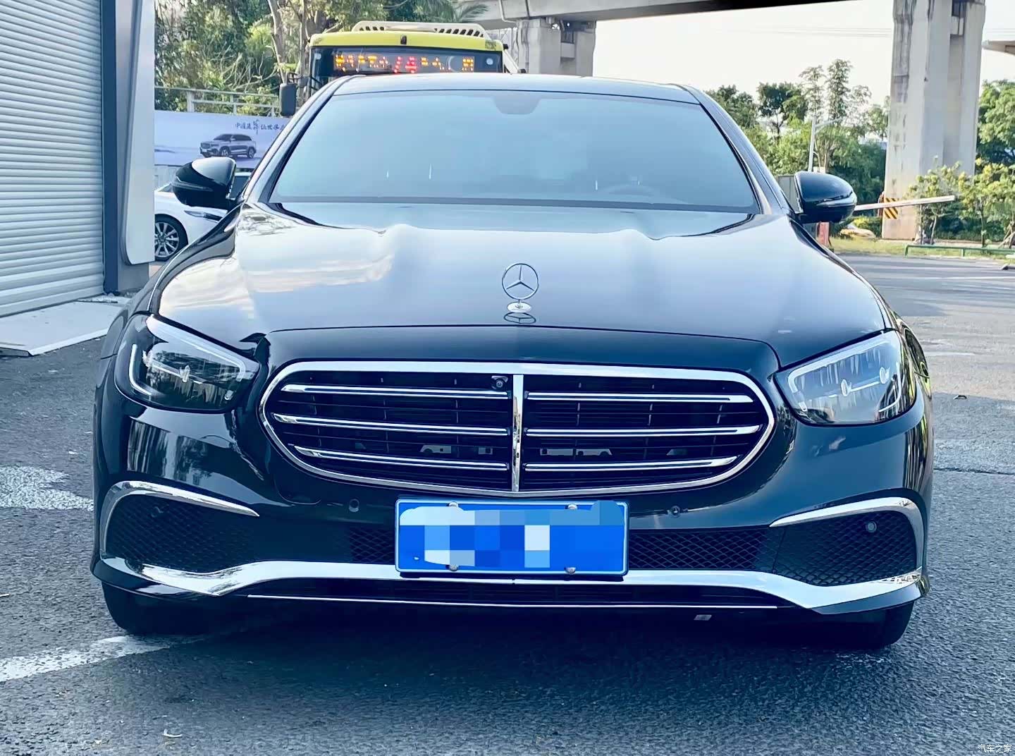Mercedes-Benz E-Class, 2023 2