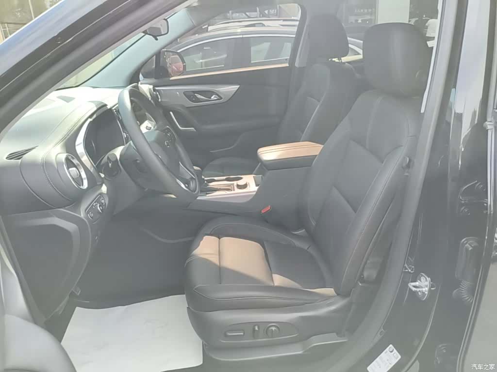 Chevrolet Blazer, 2023 15