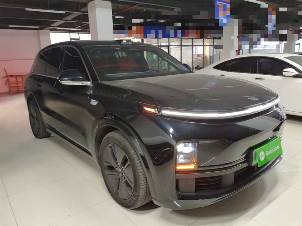 Li Auto Ideal L8