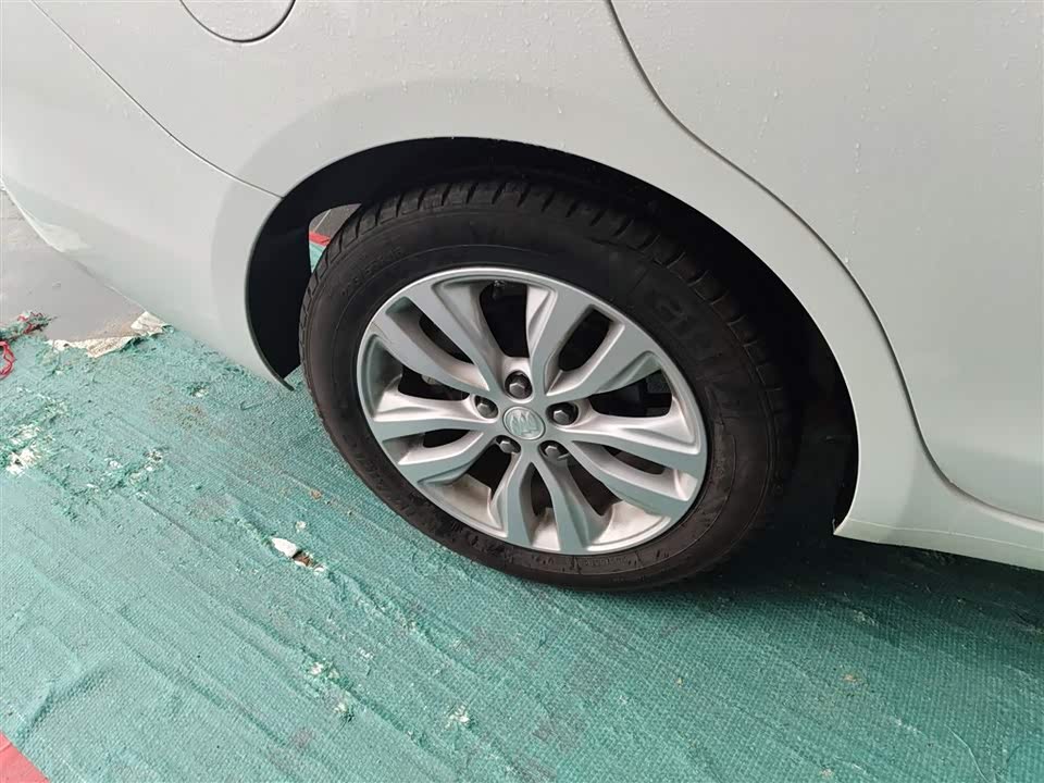 Buick Yinglang Buick Yinglang
