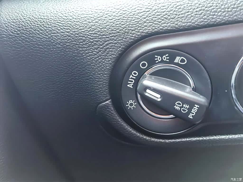 Maserati Levante, 2016 29