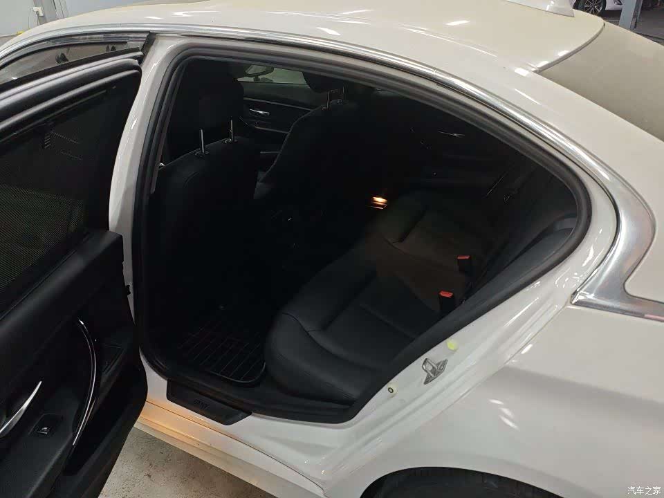 BMW 3 Series, 2016 все фото
