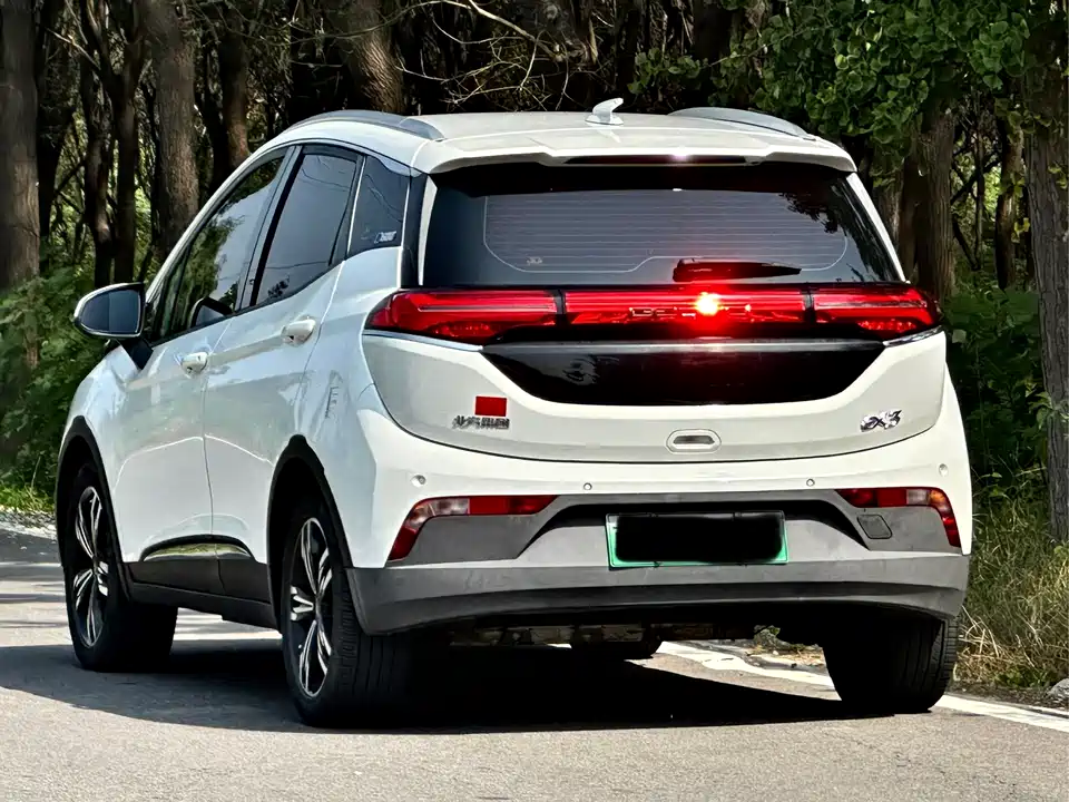 BAIC Beijing EX3