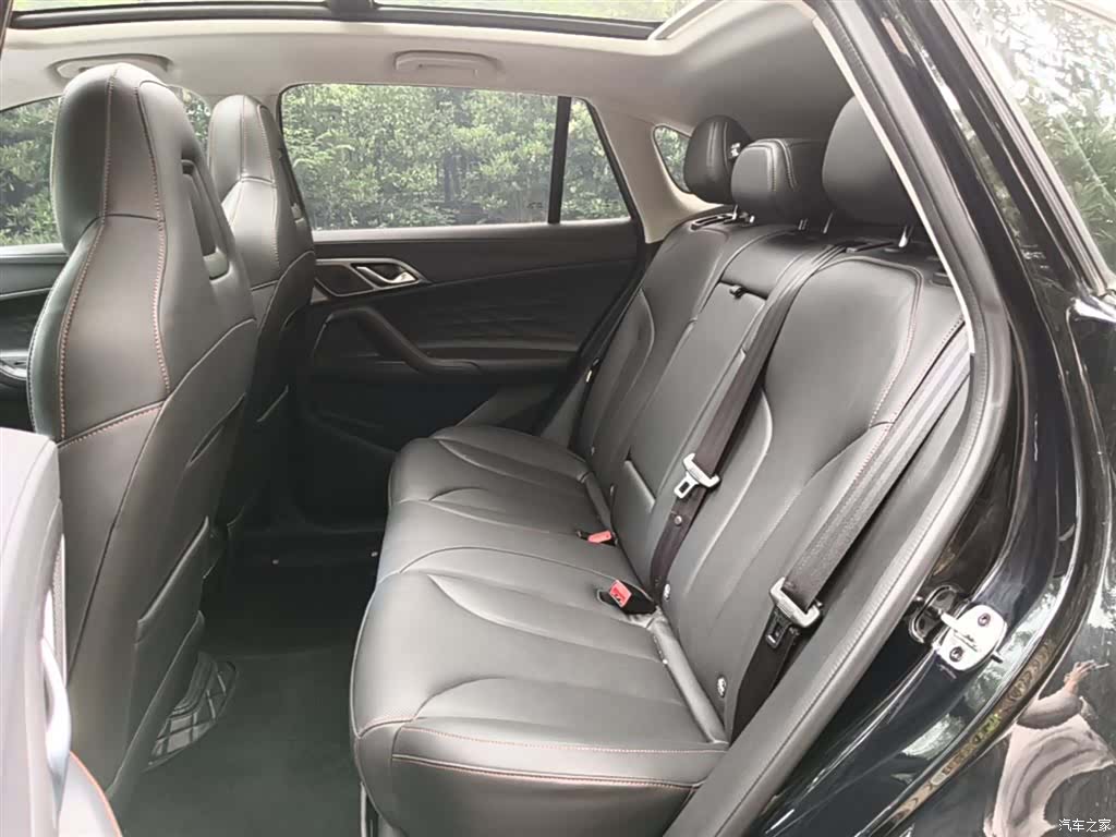 Roewe RX5, 2022 17