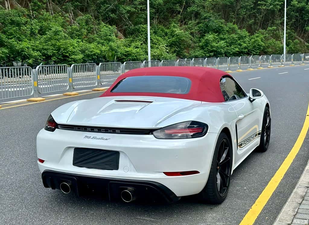 Porsche Boxster, 2018 8